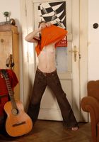 ATK Archives: Agnes (Agnes makes guitars look sexy)