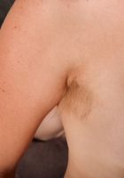 ATK Archives: Anna (Anna spreads her pussy.)