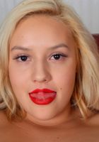 Bonnie Kinz loses her bikini, Bonnie Kinz (bon019) ATK Galleria: Bonnie Kinz (Bonnie Kinz loses her bikini)