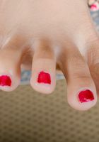 Asian Cindy shows her feet, Cindy Starfall (cin030) ATK Exotics: Cindy Starfall (Asian Cindy shows her feet)