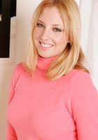 Crissy has attractive smiles., Crissy (cri011) ATK Archives: Crissy (Crissy has attractive smiles.)