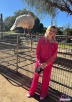 ATK Girlfriends: Dez Hansen (ATK Girlfriends Dez Hansen Photo Set)