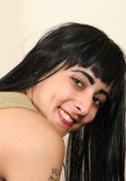 Hairy Eris shows off her muff, Eris Vespera (eri063) ATK Natural & Hairy: Eris Vespera (Hairy Eris shows off her muff)