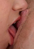 ATK Natural & Hairy: Felix Weatherwood (Lesbian fur licking)