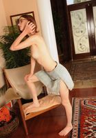 Jay Taylor strips off her pantyhose, Jay Taylor (jay028) ATK Archives: Jay Taylor (Jay Taylor strips off her pantyhose)