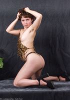 ATK Archives: Jennie (Jennie in amateur)