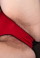 Hairy Kimberly spreads her bush, Kimberly Douglas (kim055) ATK Archives: Kimberly Douglas (Hairy Kimberly spreads her bush)