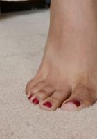 Latina Zadyn shows her cute feet, Zadyn Gordon (lan018) ATK Exotics: Zadyn Gordon (Latina Zadyn shows her cute feet)