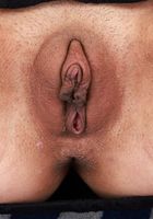 ATK Petites: Leila Mills (Leila Mills lets you look up her dress)