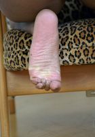 Leslie in footfetish, Leslie (les006) ATK Exotics: Leslie (Leslie in footfetish)