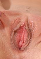 Lola masturbates her pussy., Lola (lol022) ATK Archives: Lola (Lola masturbates her pussy.)