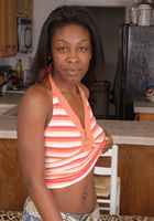 ATK Exotics: Nikki (Nikki in black women)