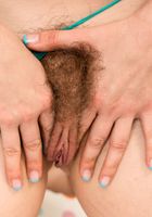 Niki Snow from ATK Natural & Hairy