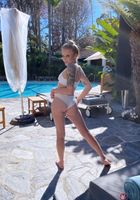 Paris White Vacation Slut, Paris White (par028) ATK Galleria: Paris White (Paris White Vacation Slut)