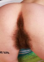 ATK Natural & Hairy: Pearl Sage (Pearl Sage models her hot and hairy body)