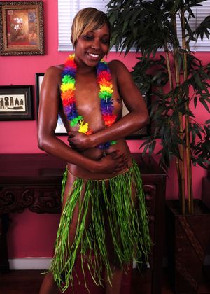 Shae Spreadz from ATK Exotics