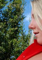 ATK Archives: Riley Roberts (Riley Roberts is a naughty amateur showing off her pussy)