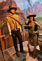 Sia Wood on a date at the wax museum, Sia Wood (sia004) ATK Galleria: Sia Wood (Sia Wood on a date at the wax museum)