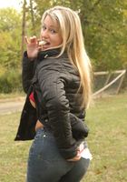 Anita in candid, Anita (ter006) ATK Premium: Anita (Anita in candid)