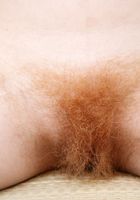 Hairy MILF Zia spreads outside, Zia (zia002) ATK Petites: Zia (Hairy MILF Zia spreads outside)